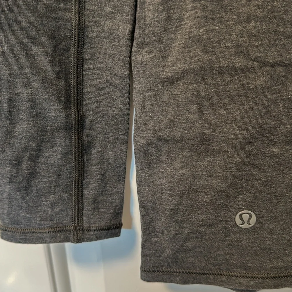 Lululemon Find Your Zen Long‎ Sleeve Active Top